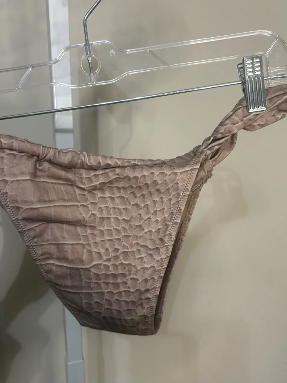 NWT SKIMS signature swim touched thing bikin botttom•XL •CROC print